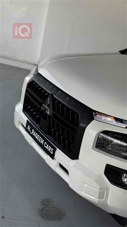 میتسوبیشی L200